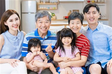 This is a happy family artivles