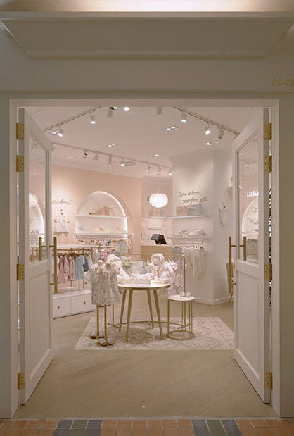 Minkmui retail showroom fit-out at Forum Shopping Mall Singapore